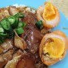 ข้าวหมูแดง สี่มรกต ตรอกโรงหมู (ตรอกสุกร)