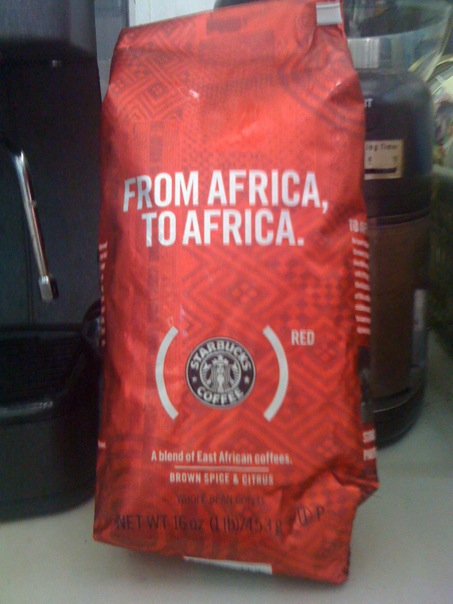 ถุงนี้มาจาก NY ครับ ช่วงนี้ Starbucks เน้นเรื่อง Fair Trade