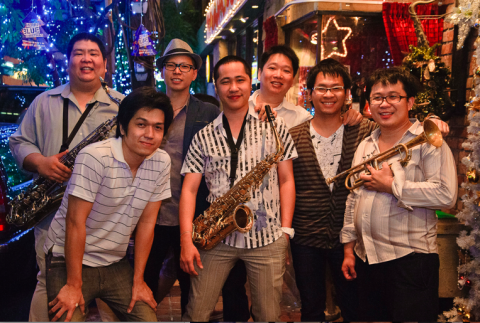 Brass Wave at Saxophone Pub (ad 2)